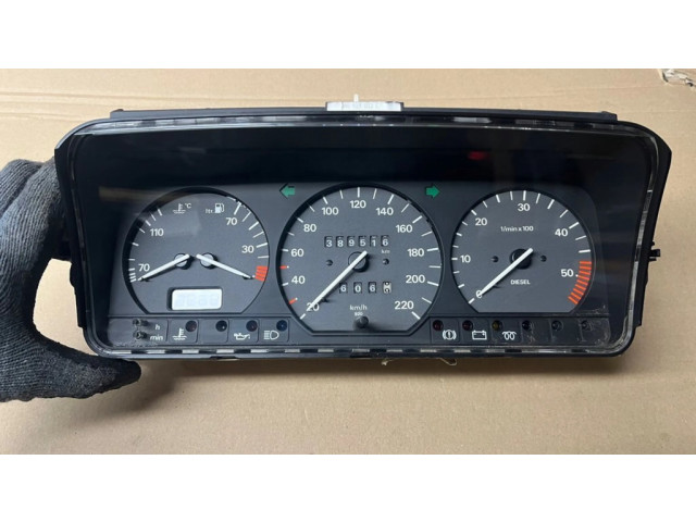Панель приборов 3A0919033C   Volkswagen PASSAT B4       