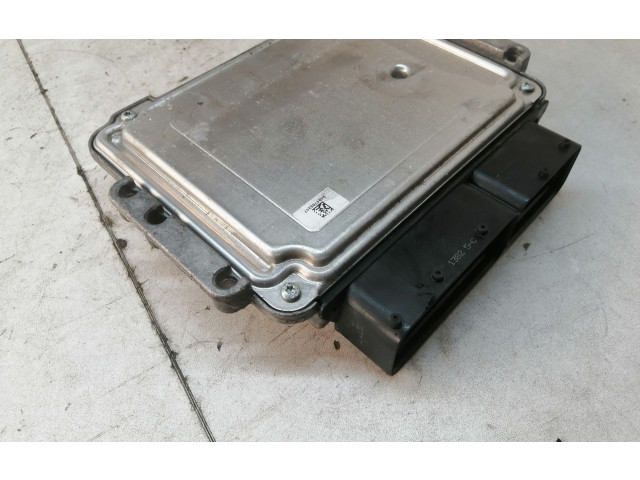 Řídící jednotka 391132A932, 0281019083   Hyundai i30 2014