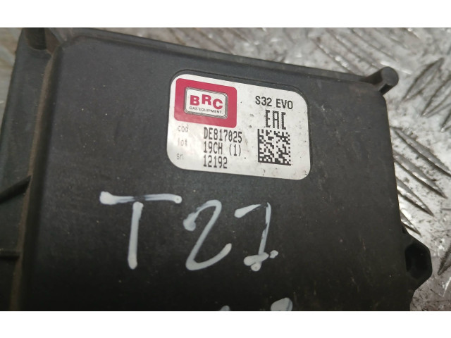 Блок управления газового оборудования  67R011002, 10R041131   Toyota Avensis T270 