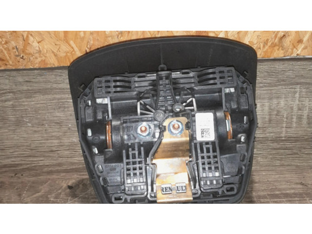 Подушка безопасности водителя 6106288D   Renault Megane III