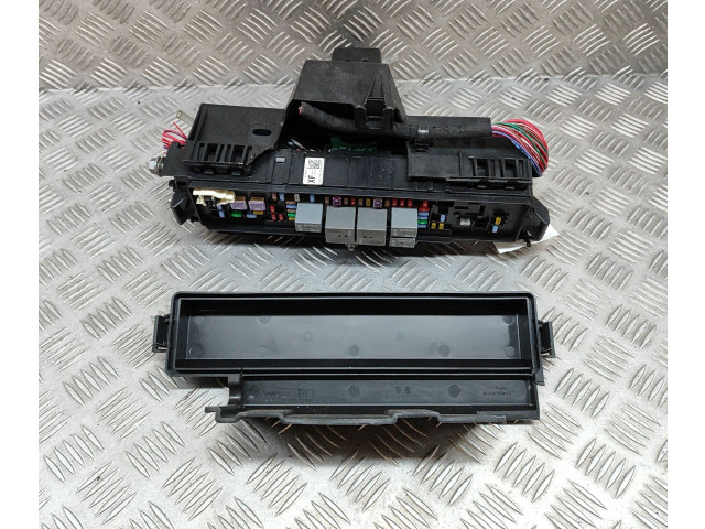   Pojistková skříňka 109440502F   Tesla Model X 2020