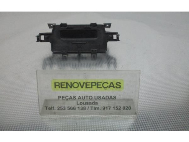 Дисплей    8200350498   Renault Megane II