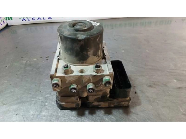 Блок управления АБС 3M512M110CA   Ford Focus