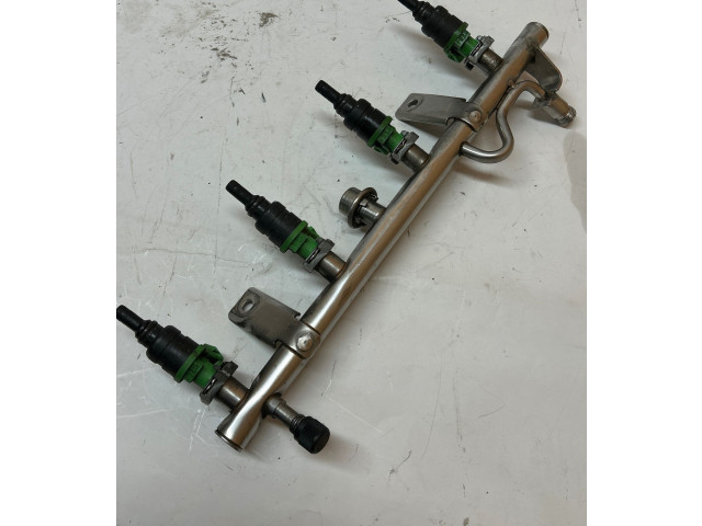 Vstřikovací lišta A2720780092, 0276   Mercedes-Benz C W203     