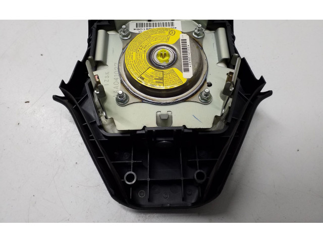 Подушка безопасности водителя C23557K00   Mazda 5