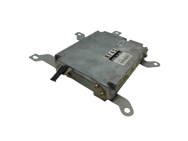   Pojistková skříňka RF4S18881C, 2758005792   Mazda 323 F 2000