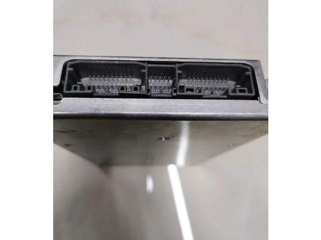 Звукоусилитель P68417602AC   Jeep Grand Cherokee