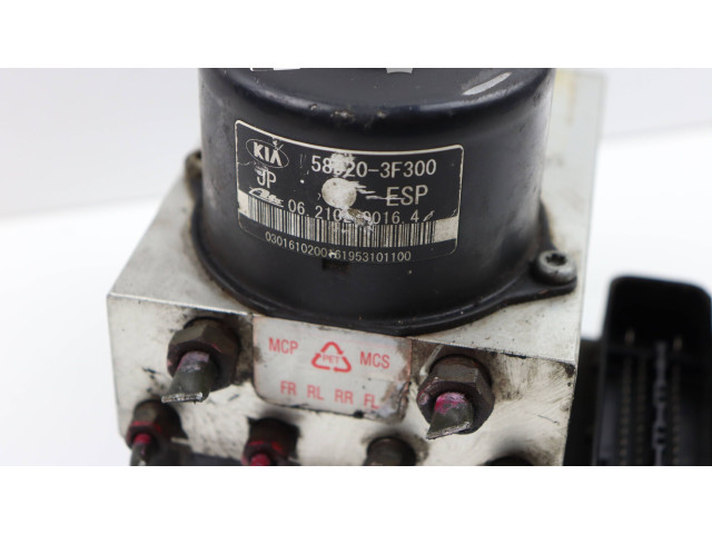 Блок ABS    589203F300, 06210901023   KIA Opirus