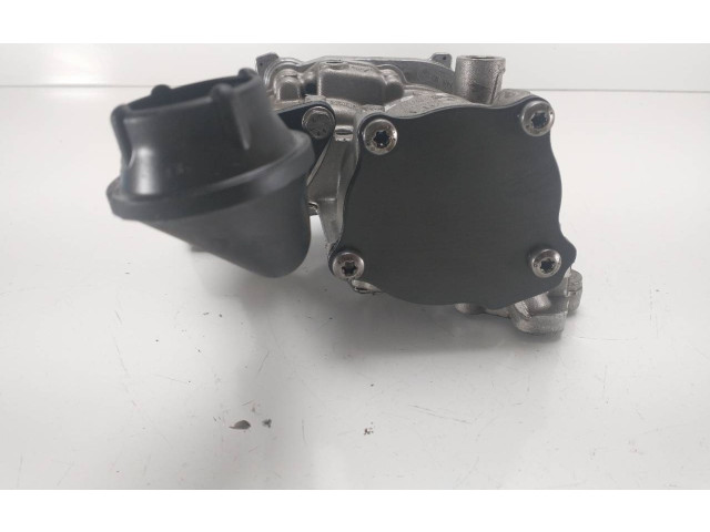 Čerpadlo oleje 04L145208AR   Volkswagen Tiguan   