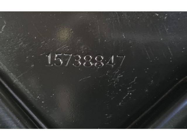   Pojistková skříňka 15093837, 15738847   Cadillac Escalade 2007