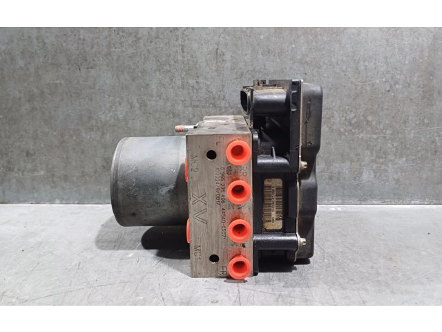 Блок АБС 4454005071   Toyota  Avensis T220  2000 - 2003 года