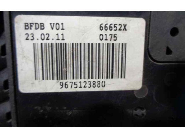 Pojistková skříňka Řídící jednotka BSM 9675123880   Peugeot 207 2011
