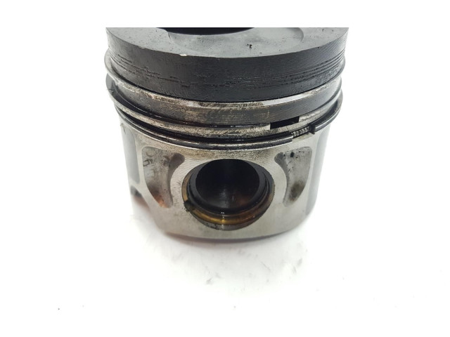  Поршень с шатуном AWX 038107065EL, 038107065EL  Volkswagen PASSAT B5.5  