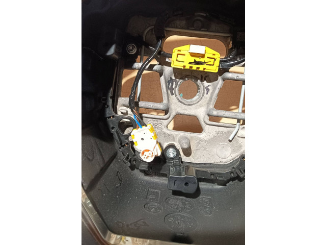 Volant Peugeot 2008 II 2023 98546458ZD  