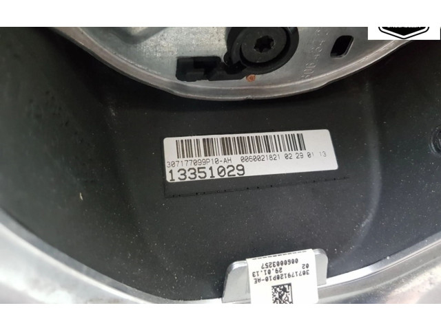 Volant Opel Zafira C 2013 13351029, 13351029  