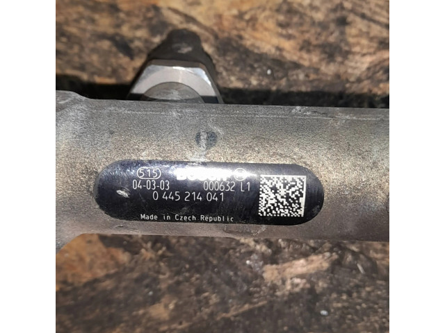 Топливная рампа 0445214041, L799000   Chrysler Voyager 2.8 