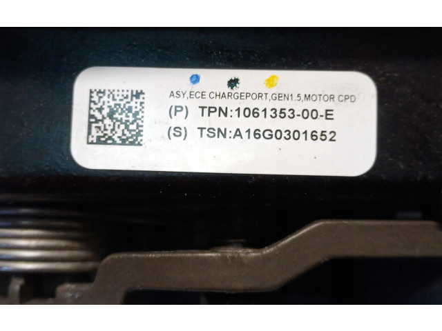 Zpětné zrcátko  Tesla Model S 2018  1061353-00-E  