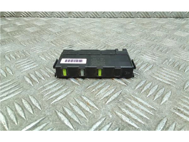 Блок предохранителей  8264130250, 72818500   Lexus GS 300 350 430 450H    