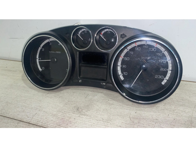 Přístrojová deska  Peugeot 308 2011 9674994880, 1AE4KR41  