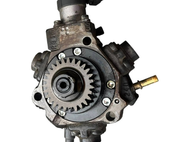 Vstřikovací čerpadlo 167008960r, 9206881   Nissan X-Trail T32  pro naftový motor 1.7  