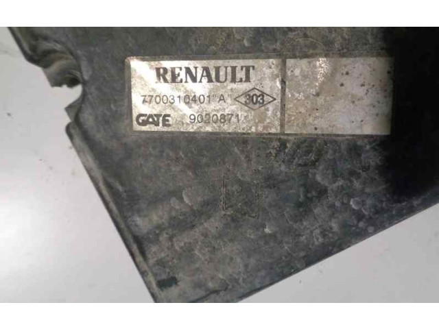 Вентилятор радиатора     7700310401A, 8240251    Renault Trafic I 