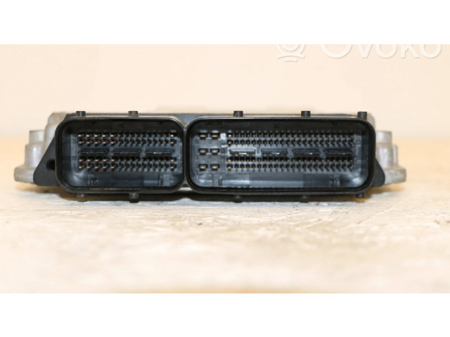 Блок управления двигателя 03C907309Q, 0261s07732   Volkswagen Touran II