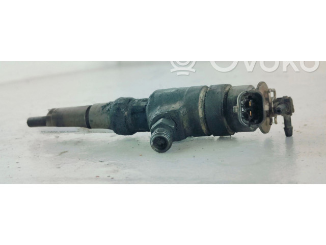 Vstřikovač 0445110252   Peugeot 207    8FS 