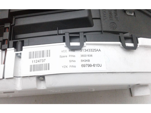 Přístrojová deska  Volvo XC70 2012 31343325  