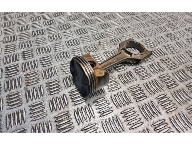 Píst 7504419   BMW 3 E46     