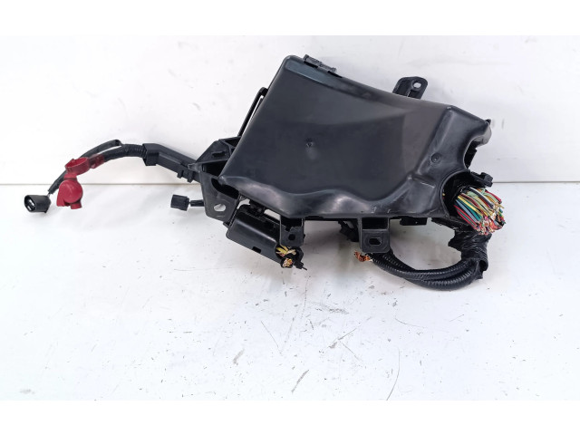   Pojistková skříňka MB504302B, MB703200B   Subaru Outback (BS) 2019