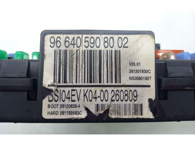   Pojistková skříňka 9664059080   Peugeot 3008  2009