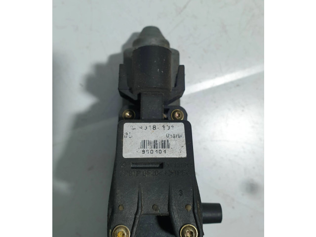 Передний двигатель механизма для подъема окон       Audi A4 S4 B5 8D  1999 - 2000 года   