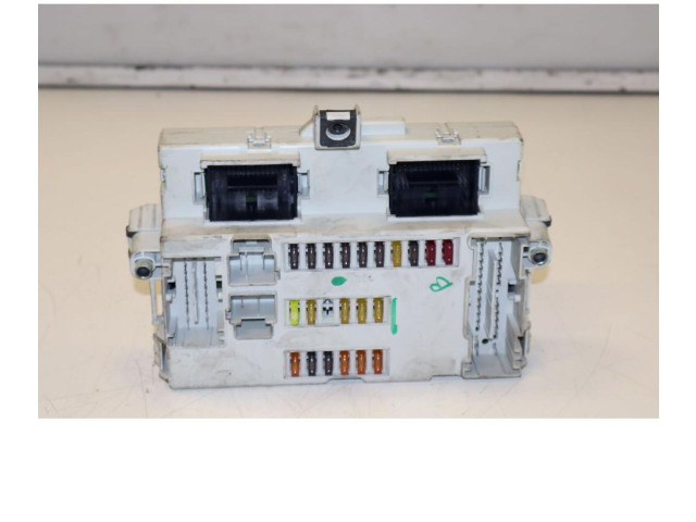 Блок предохранителей 50520758   Alfa Romeo Giulietta    