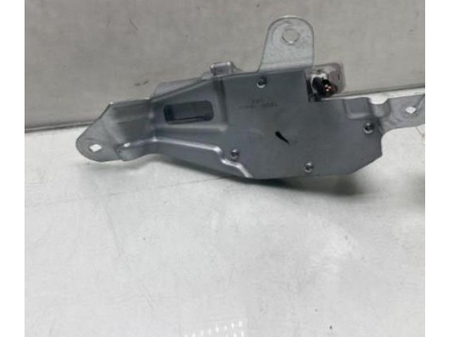 Vstřikovací lišta    Nissan Micra    HR12 