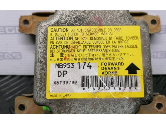 Блок подушек безопасности MB953174DP, X6T39782   Mitsubishi Colt