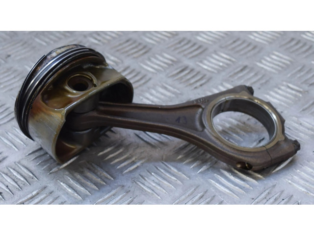 Píst 75244937521300   BMW 7 E65 E66  pro benzínový motor 6.0 N73 B60 A 