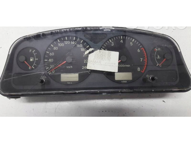 Панель приборов 8380005350   Toyota Avensis T220       