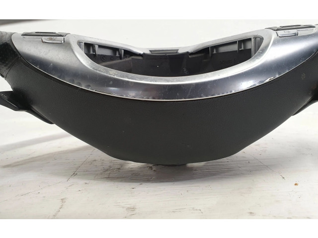 Volant Mercedes-Benz E A207 2013   