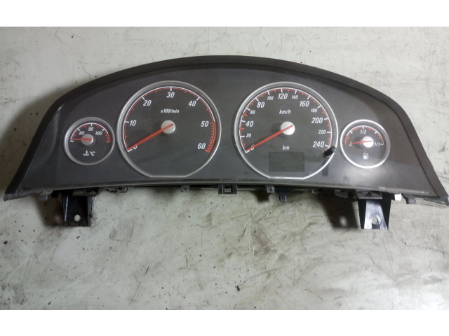 Панель приборов 13193055   Opel Signum       