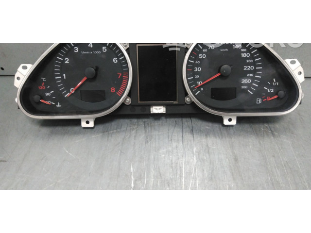 Přístrojová deska  Audi A6 S6 C6 4F 2005 4F0920931T, 4F0920931A  