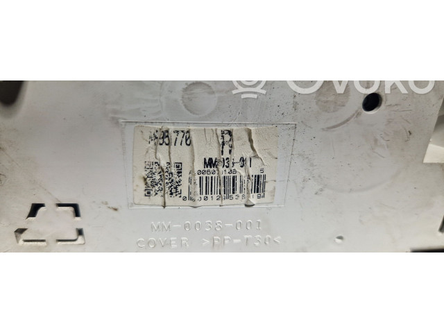 Панель приборов MM0038001   Mitsubishi Colt       