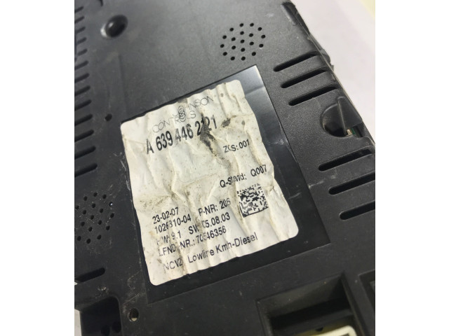 Панель приборов A6394464321   Mercedes-Benz Vito Viano W639       