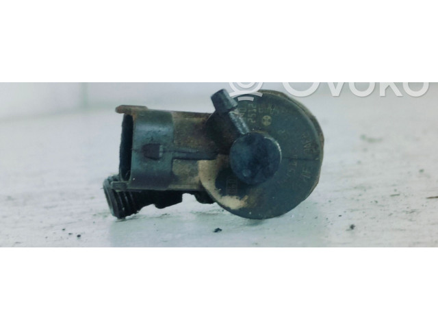 Vstřikovač 0445110252   Peugeot 207     