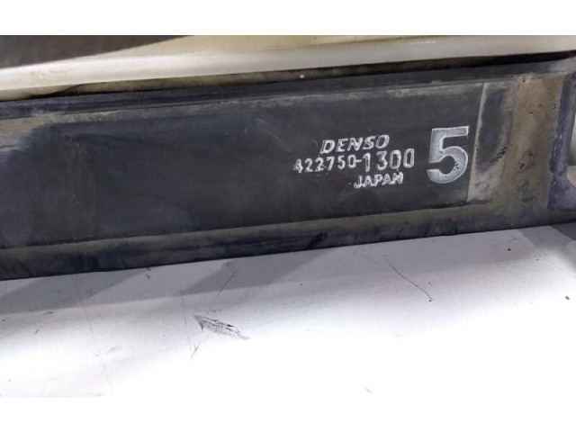 Вентилятор радиатора     4227501300, 1680007421    Toyota Prius (XW20) 