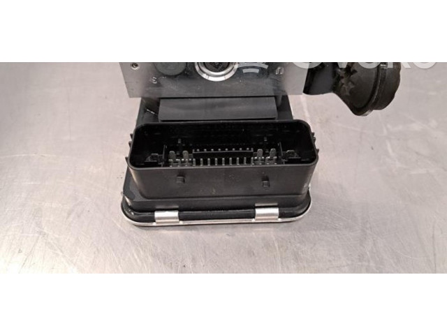 Jednotka ABS 32214772   Volvo V60 2018