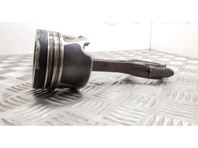  Поршень с шатуном CFGB 038J, 211211  Volkswagen Tiguan  
