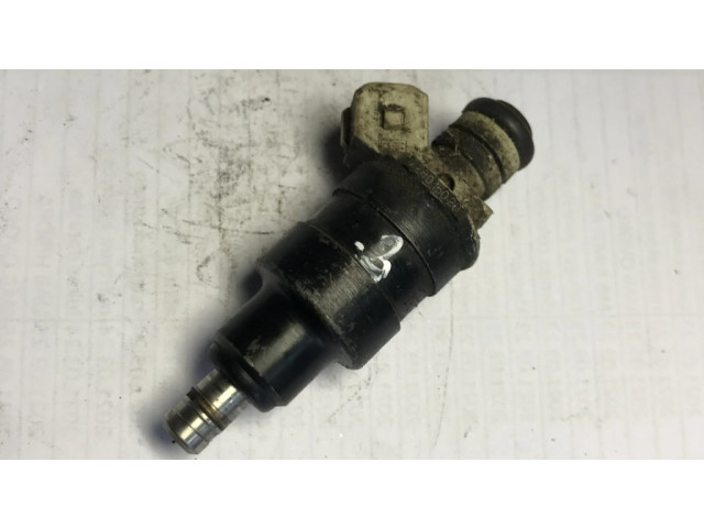Vstřikovač 0280150208   BMW 3 E30  pro benzínový motor 0.0  