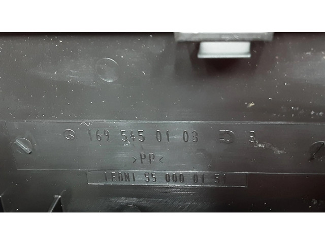   Pojistková skříňka 1695450540, 695450103   Mercedes-Benz  W169 2006