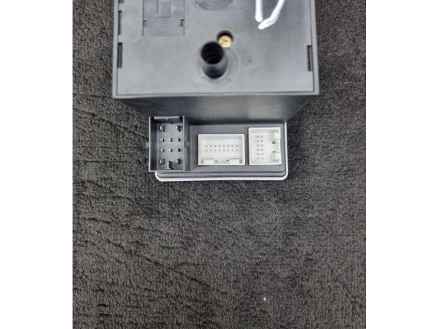 Вакуумный насос центрально замка  8L0862257D   Audi A6 S6 C4 4A 