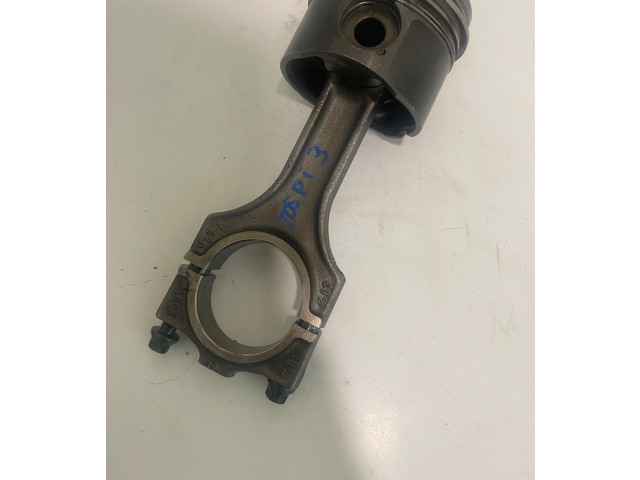  Поршень с шатуном M51D25_256T1 11252246629, 11252246630  BMW 5 E39  